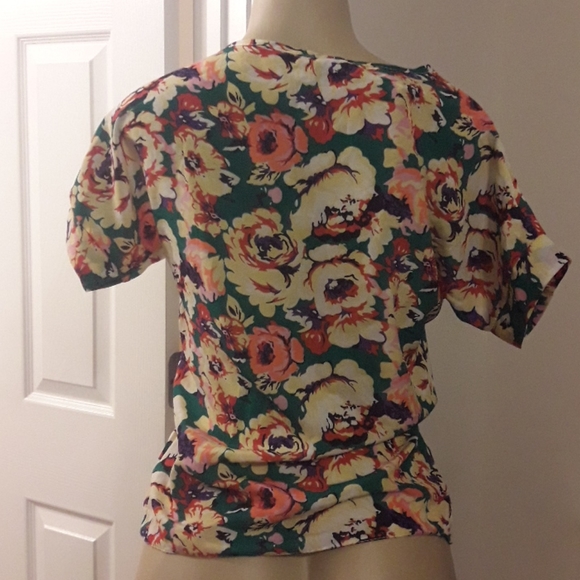 Floral Junior's Blouse XS - Picture 4 of 4